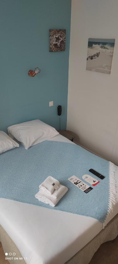 Hotel Le Petit Billot Витре Экстерьер фото