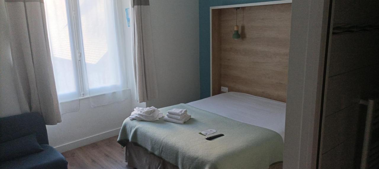 Hotel Le Petit Billot Витре Экстерьер фото