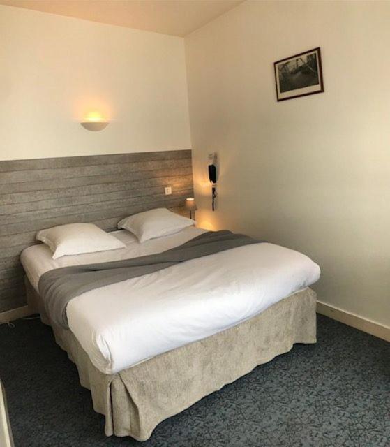 Hotel Le Petit Billot Витре Экстерьер фото