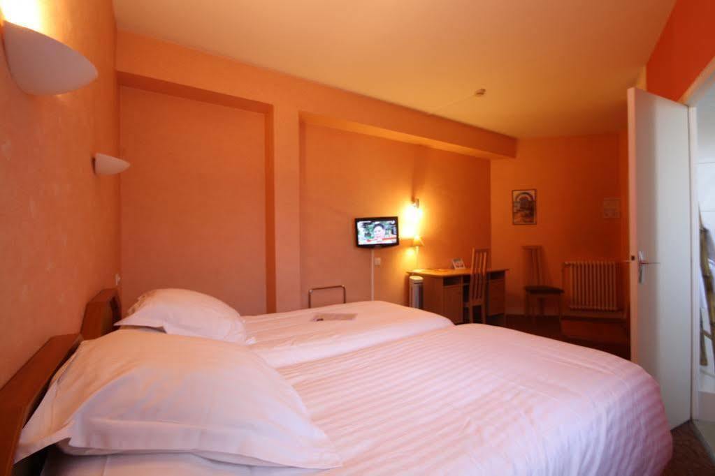 Hotel Le Petit Billot Витре Экстерьер фото